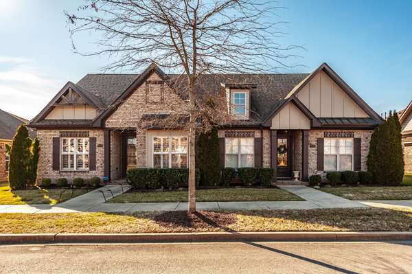 1130 S McMahan Dr, Gallatin, TN 37066