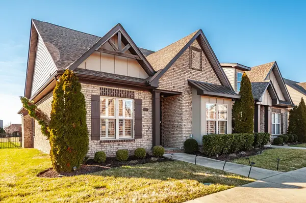 1130 S McMahan Dr, Gallatin, TN 37066