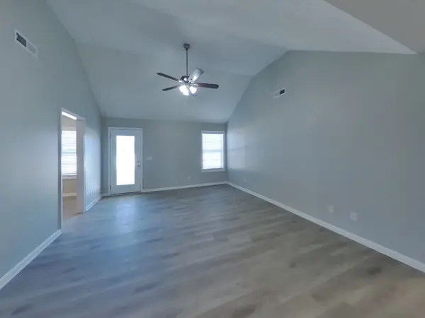 7029 Bridgewater Dr, Smyrna, TN 37167