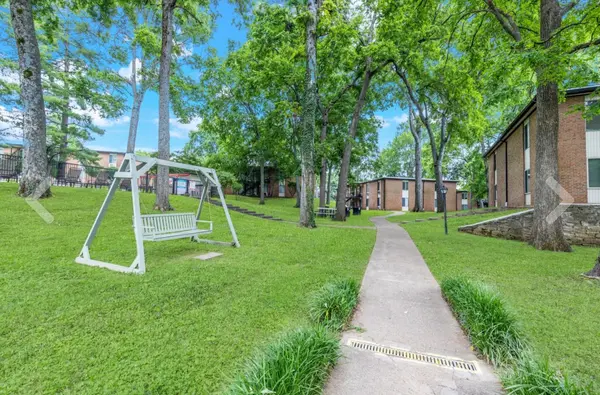 2601 Hillsboro Pike #I3, Nashville, TN 37212