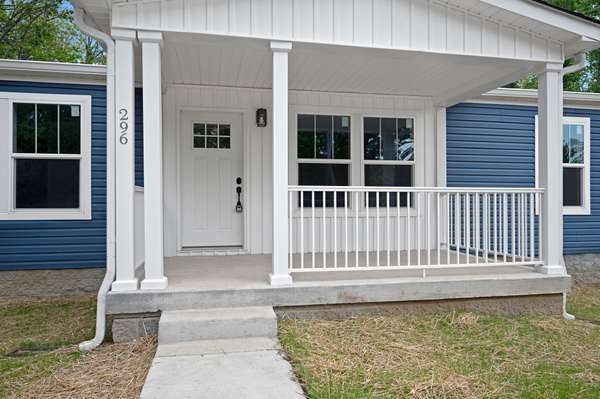 296 E Little Richland Rd, Waverly, TN 37185