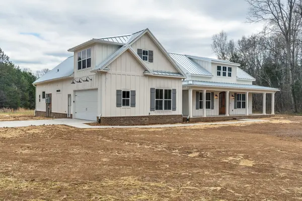 2 Hunter Bills Rd, Lewisburg, TN 37091