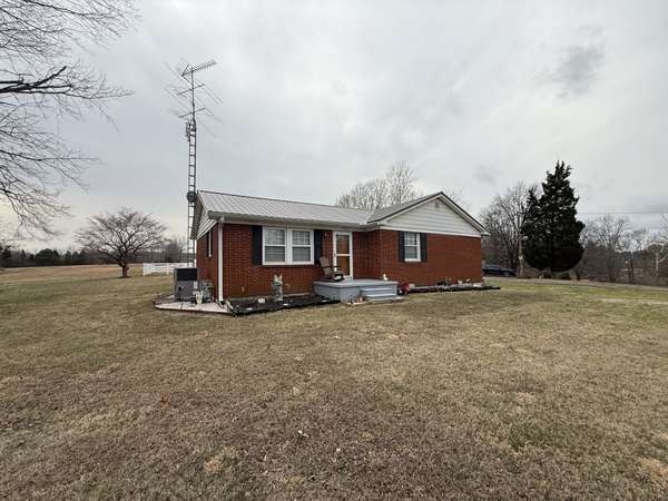 1252 State Route 176, Greenville, KY 42345