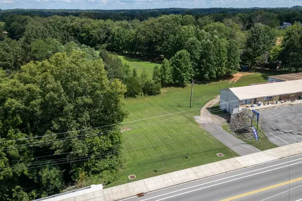 3336 31W Highway, White House, TN 37188