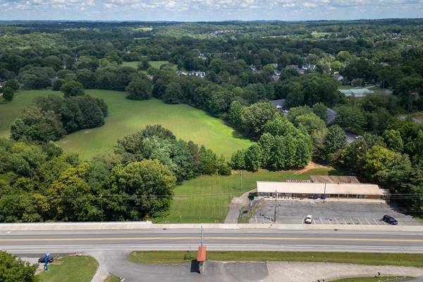 3336 31W Highway, White House, TN 37188