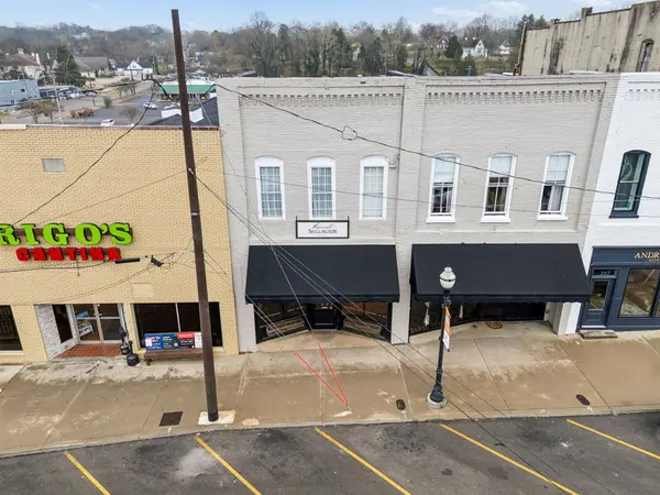 211 N 1st St, Pulaski, TN 38478