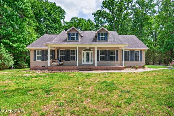 1945 W Creston Rd, Crossville, TN 38571