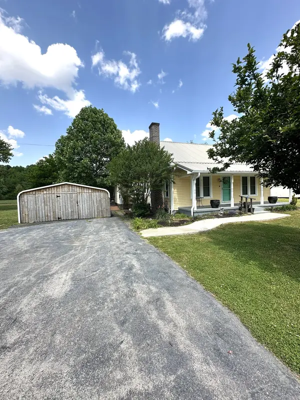 2342 Pulaski Hwy, Lawrenceburg, TN 38464