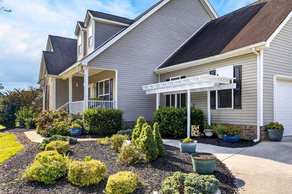 759 Pinhook Road, Calhoun, TN 37309