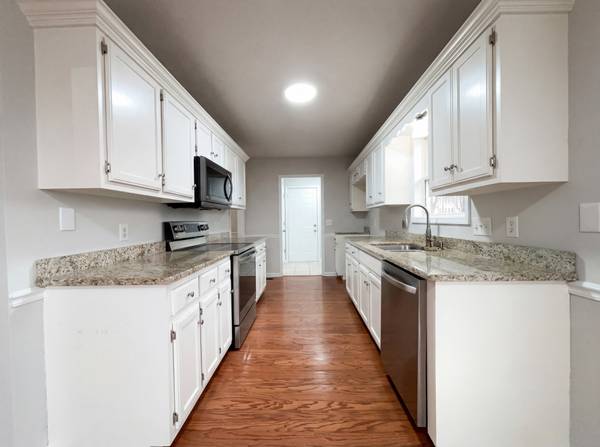 403 Buckingham Blvd, Gallatin, TN 37066