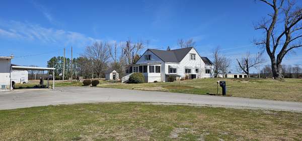 364 Blair Pond Rd, Winchester, TN 37398