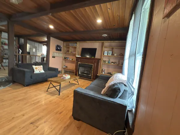 496 Rockhouse Rd, Hohenwald, TN 38462
