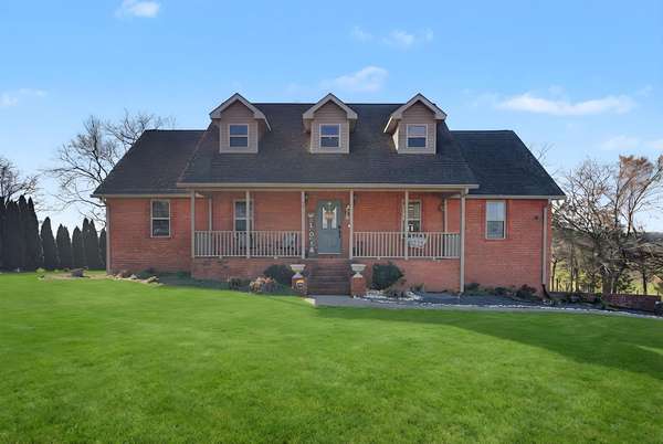 48 Fox Run Ln, Carthage, TN 37030
