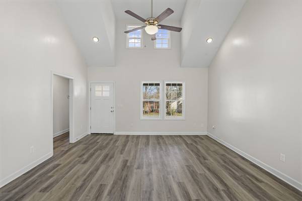 294 Morton Ave, Gallatin, TN 37066