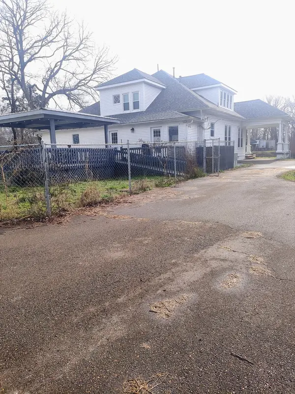 200 E College St, Saulsbury, TN 38067