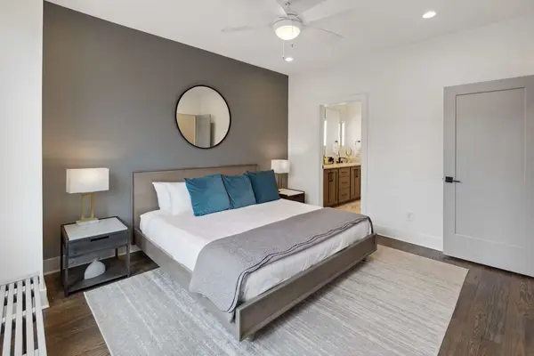 3206 West End Circle #1-8, Nashville, TN 37203