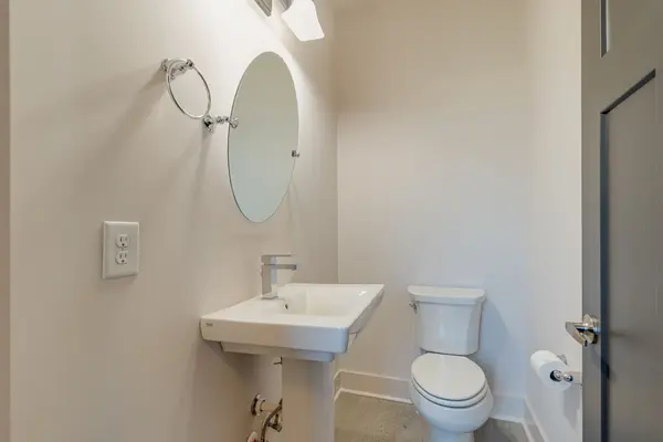 636B Vernon Ave, Nashville, TN 37209