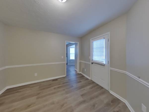 102 Natchez Ct #S, La Vergne, TN 37086