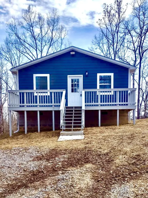 549 Dollar Dr, Altamont, TN 37301