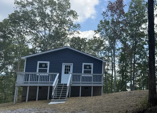 549 Dollar Dr, Altamont, TN 37301