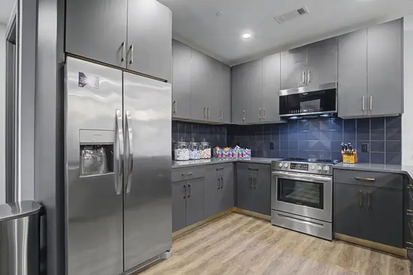 65 Lindsley Ave #204, Nashville, TN 37210