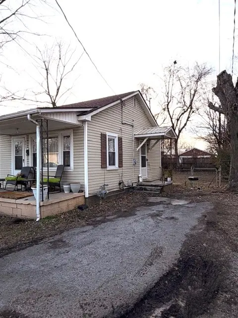 603 Glass Ln, Hopkinsville, KY 42240
