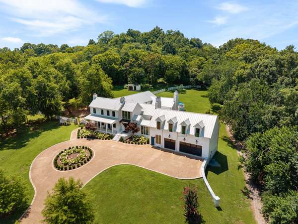 1747 Old Natchez Trce, Franklin, TN 37069