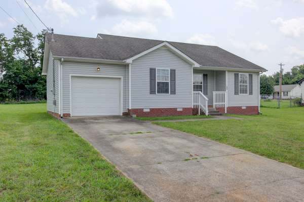 209 Ruf Dr, Oak Grove, KY 42262