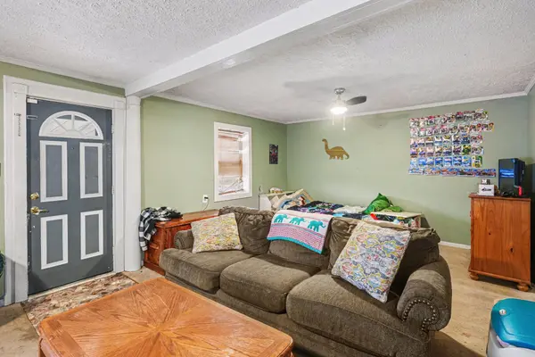 6185 Old Highway 31 East, Bethpage, TN 37022