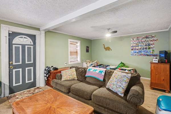 6185 Old Highway 31 East, Bethpage, TN 37022