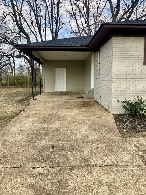 417 FLEMING DR, Brownsville, TN 38012