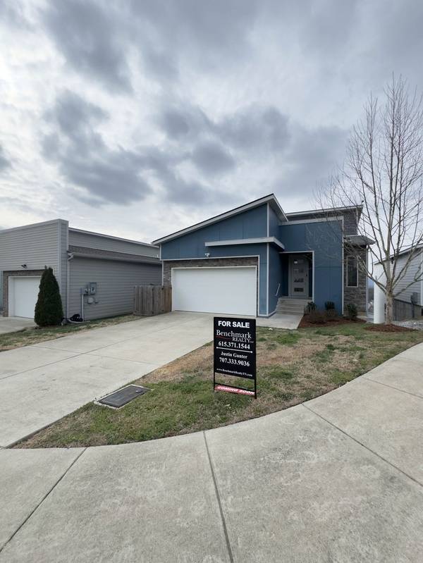 1753 Boxwood Dr, Nashville, TN 37211