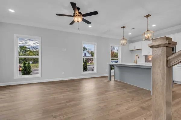 618 Granbury PVT Drive, Hendersonville, TN 37075