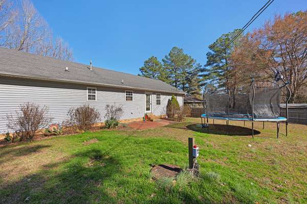 341 Melodie Cir, Henderson, TN 38340