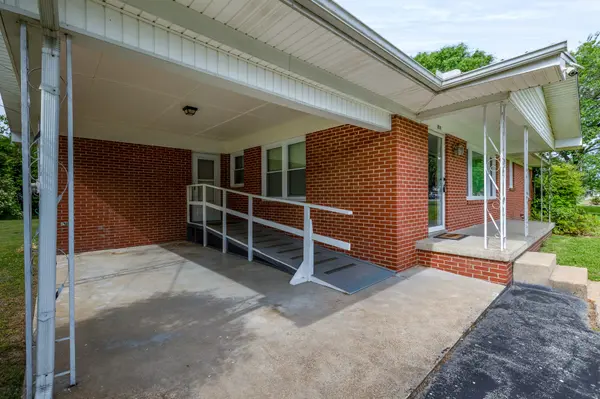819 Murrey Dr, Pulaski, TN 38478