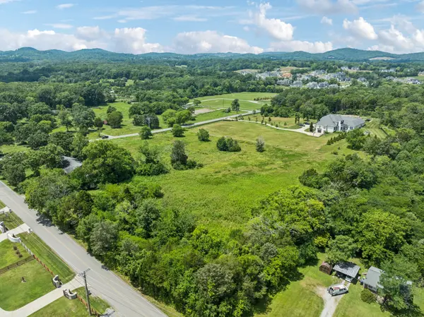 1177 Waller Rd, Brentwood, TN 37027