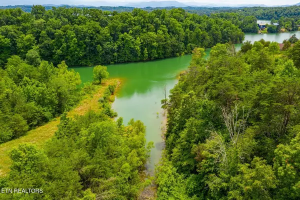 973 Pleasure Rd, Sevierville, TN 37876