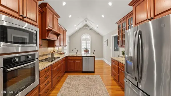 1411 Wood Creek Drive, Athens, TN 37303