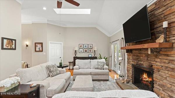 1411 Wood Creek Drive, Athens, TN 37303