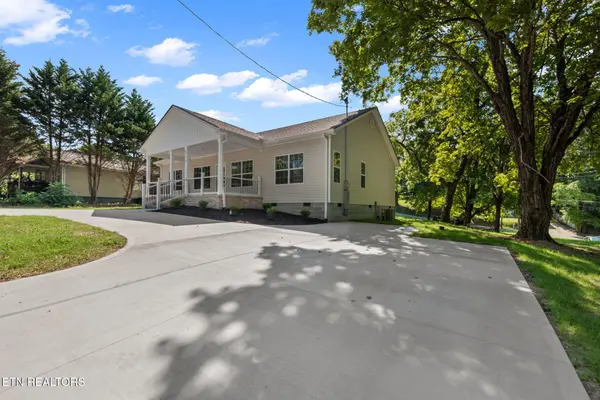 711 Byrd St, Clinton, TN 37716