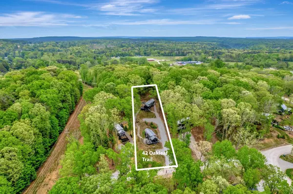 42 Oakleaf Trl, Tracy City, TN 37387