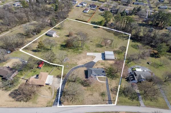 108 North Hardin Drive, Columbia, TN 38401