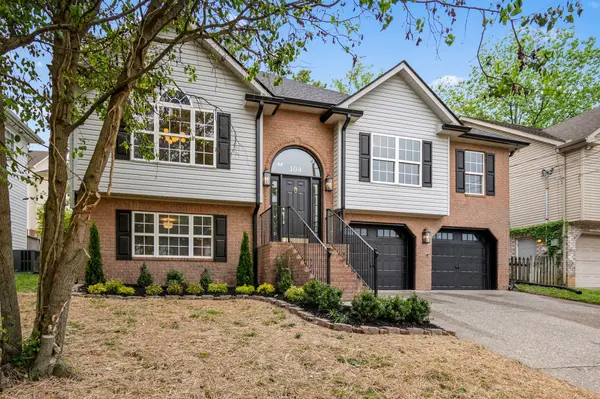 104 Edgewater Pl, Hendersonville, TN 37075