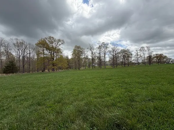 2 Ledford Mill Lane, Normandy, TN 37360