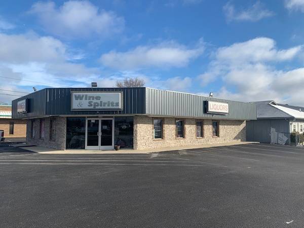 1962 N Jackson St, Tullahoma, TN 37388