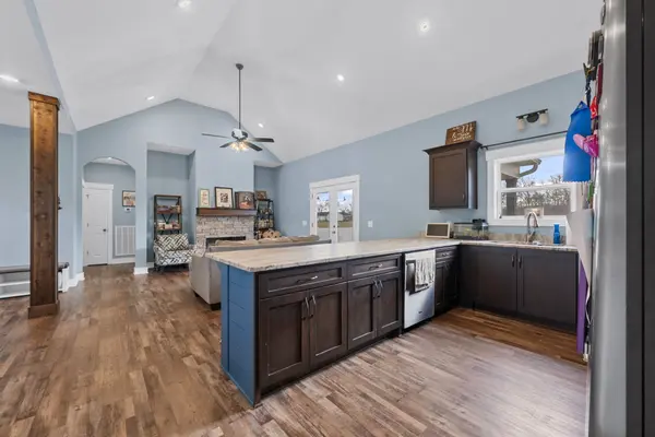2086 Beverly Ct, Springfield, TN 37172