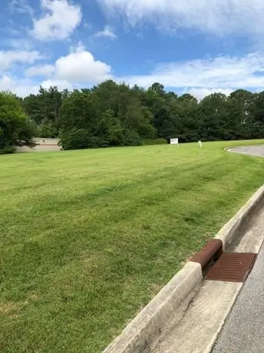 3 Congress Parkway #NW, Athens, TN 37303