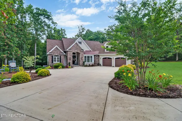 265 Falling Leaf Rd, Jamestown, TN 38556
