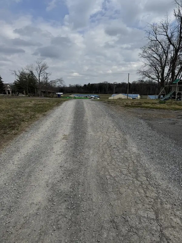 1618A Scotty Parker Rd, Gallatin, TN 37066