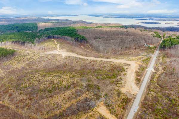 0 Rockport McIllwain Rd, Holladay, TN 38341